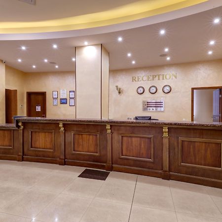 Hotel Continental Aranyhomok Kültér fotó