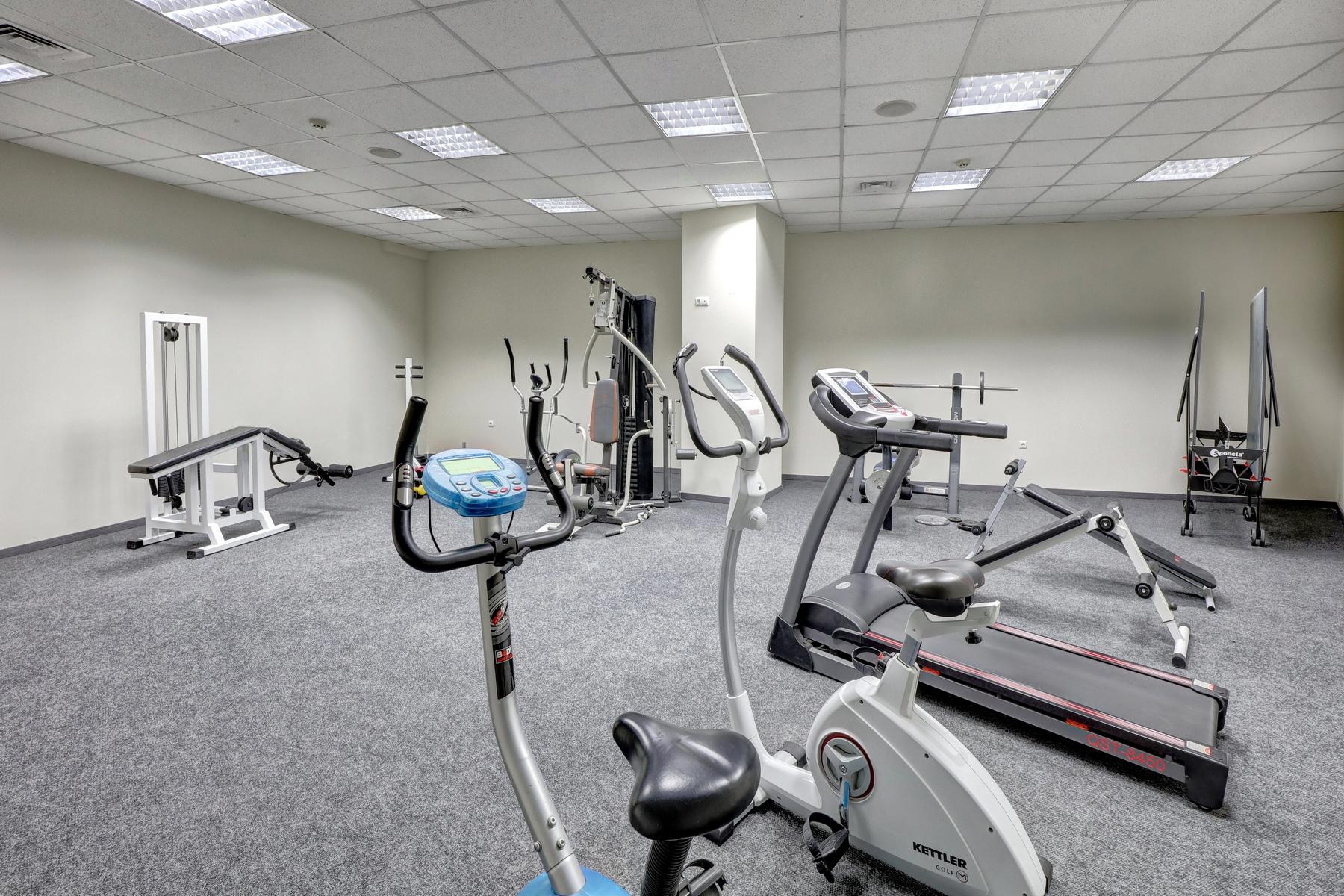 Hotel Continental Aranyhomok Kültér fotó