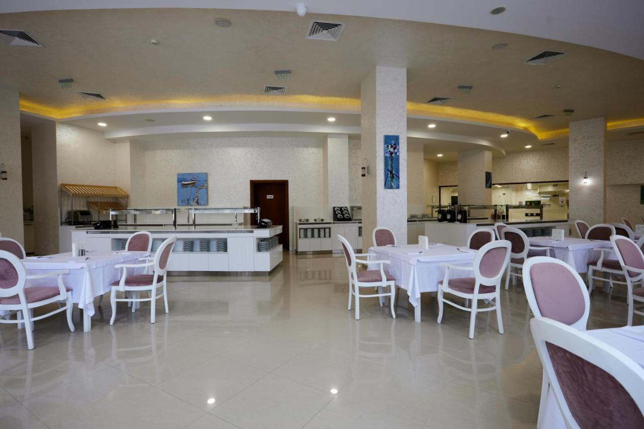 Hotel Continental Aranyhomok Kültér fotó