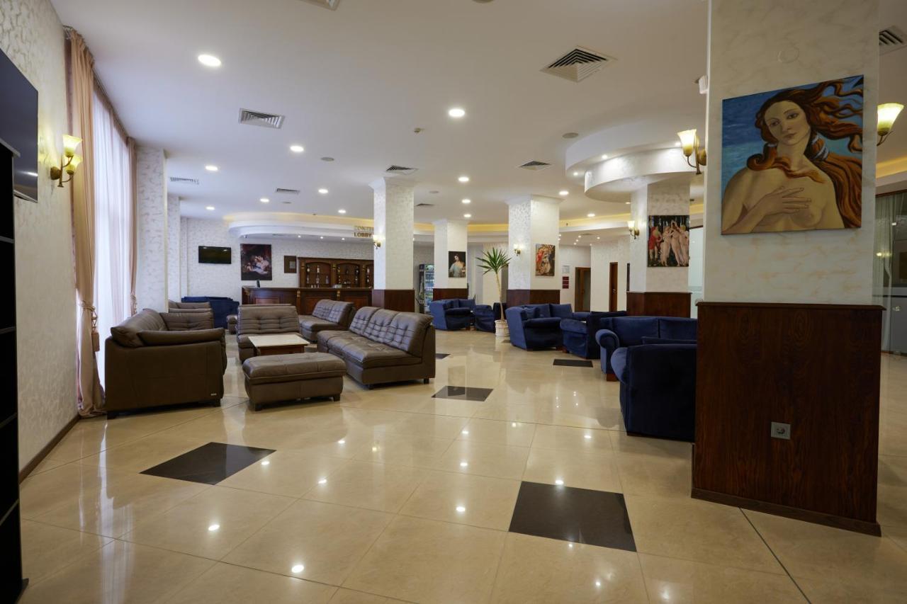 Hotel Continental Aranyhomok Kültér fotó