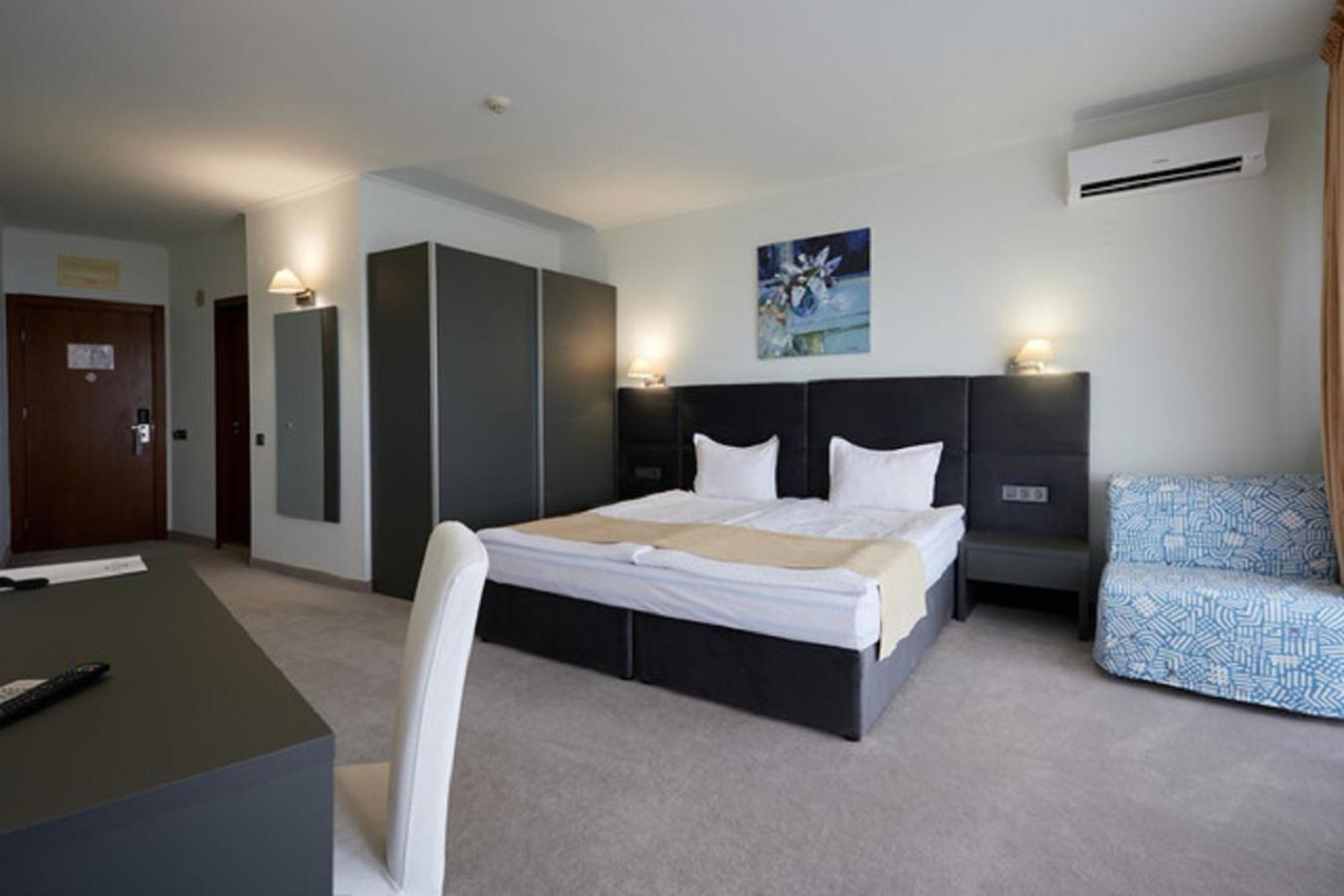 Hotel Continental Aranyhomok Szoba fotó